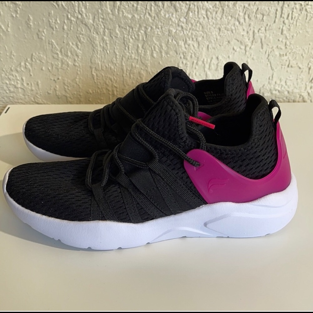 Fabletic Avila shoes size 7.5